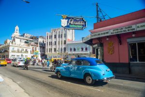 old car in havana cuba